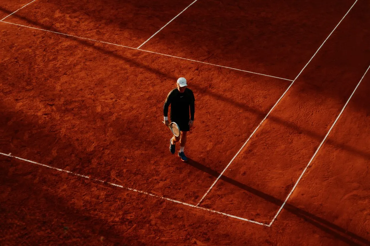 serving man on nice clay